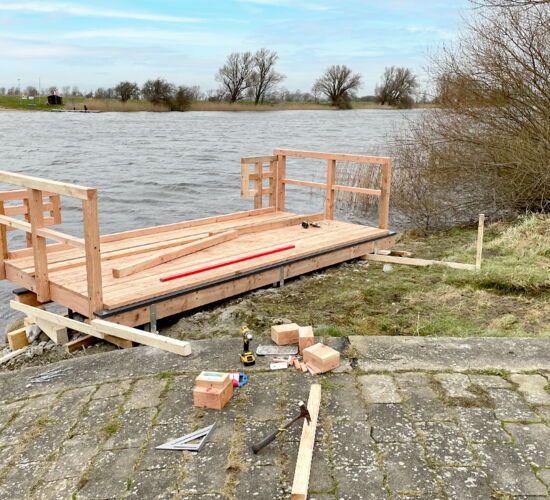 Barrierefreier Anlegesteg Barrierefreier Anlegesteg